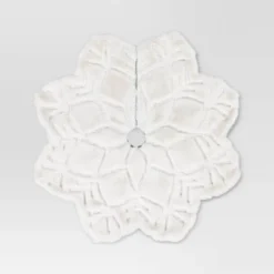 48" Christmas Dia Faux Fur Snowflake Shaped Tree Skirt - Wondershop™ -Christmas Sale Store GUEST 1054b15c 2c33 4d25 a743 e2cd4578e328